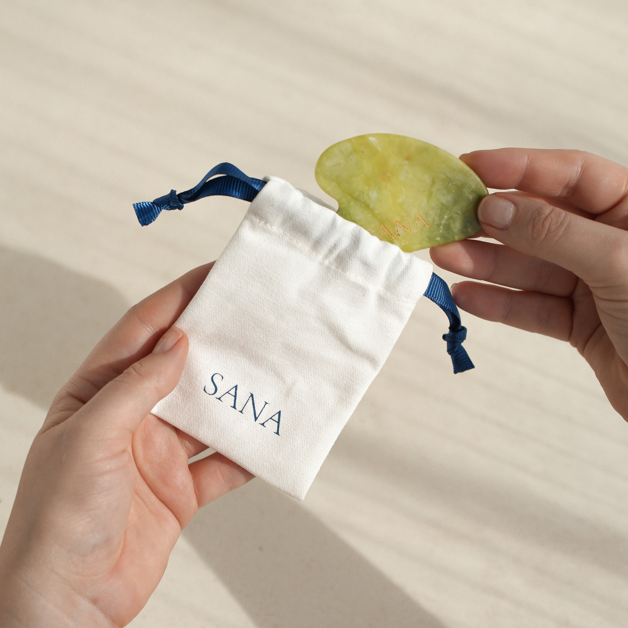 SANRAE Jade Gua Sha Beauty Tool