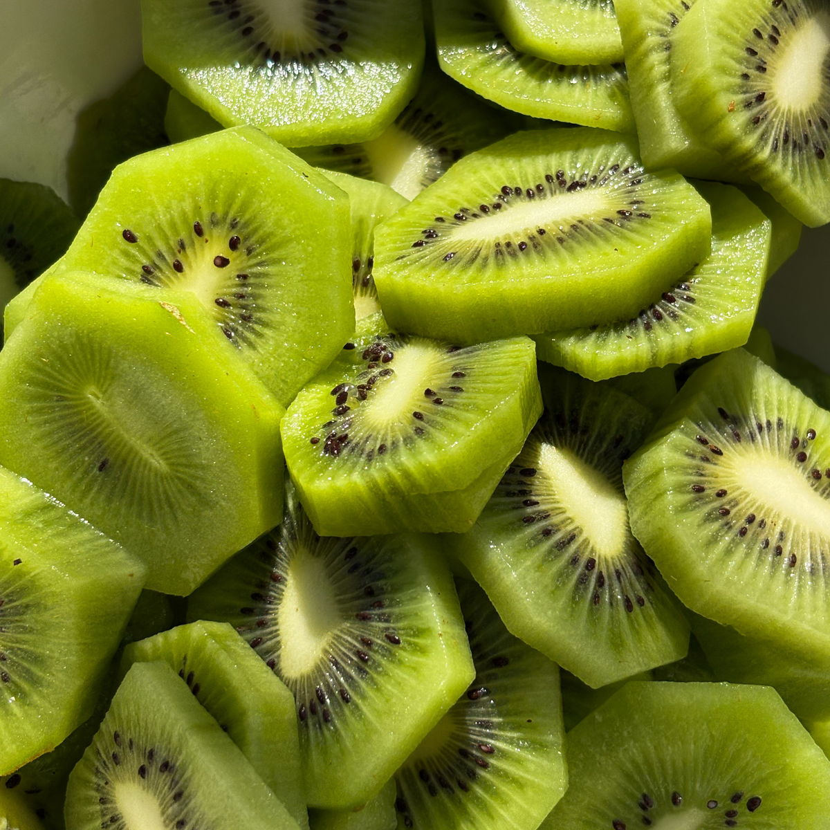 Gut Health in Summer: How to Feel Lighter and More Comfortable